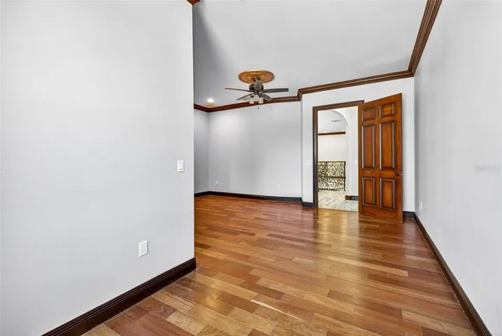 Bedroom 5 (upstairs)