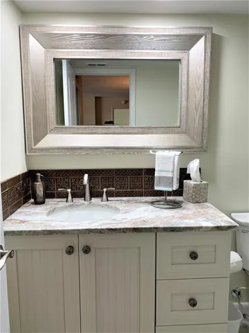 Bath 2 Vanity