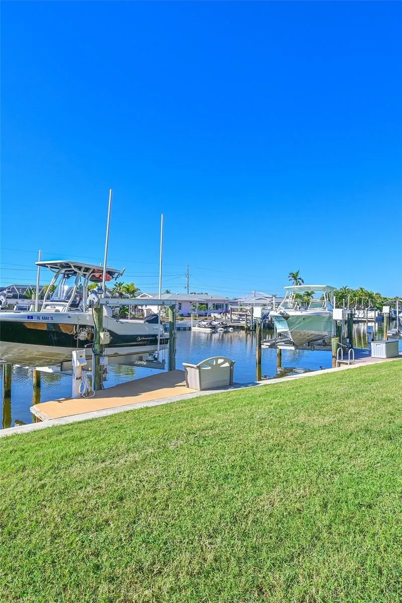 Dock Has Electricity and Water