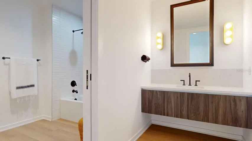 2nd Bathroom