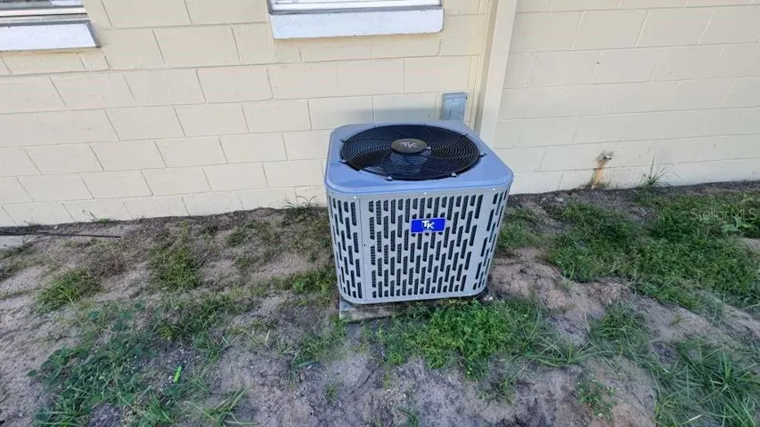 1170