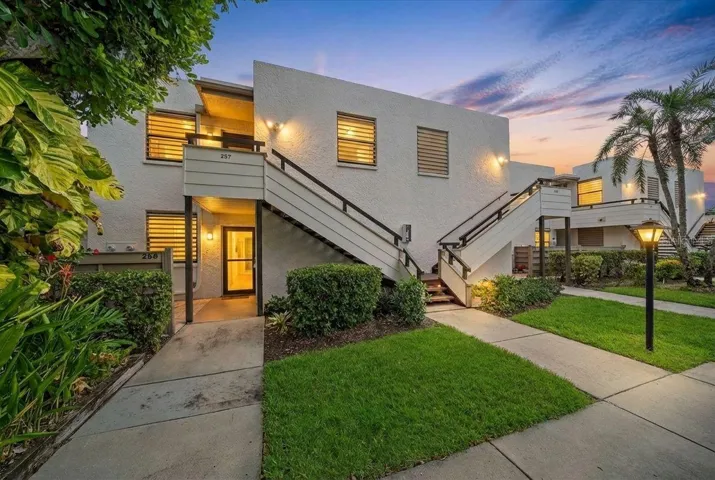Welcome Home to Bradenton Living!