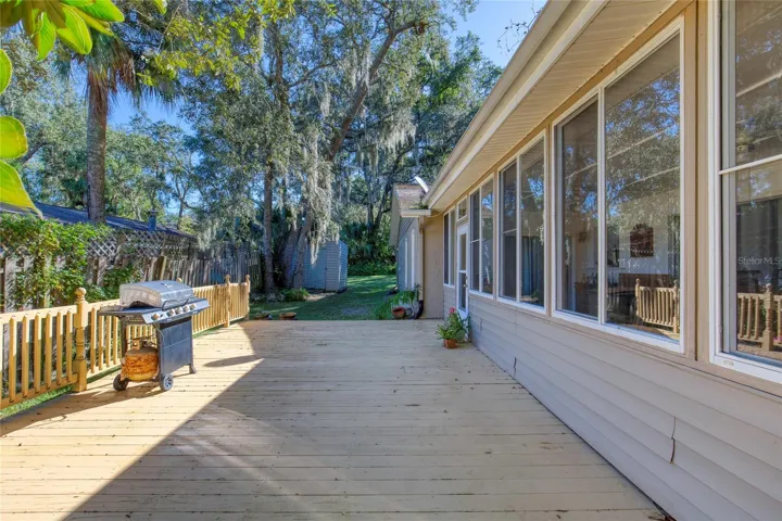 Deck