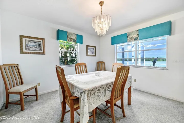 1440 Sykes Creek Dr
