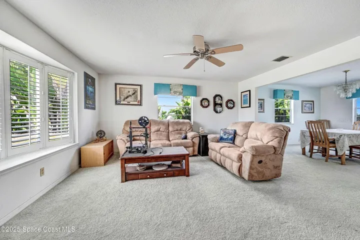 1440 Sykes Creek Dr