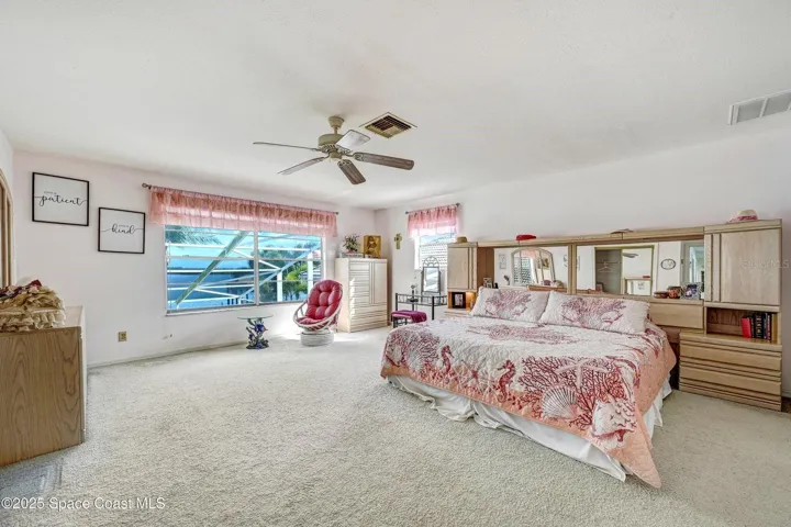 1440 Sykes Creek Dr