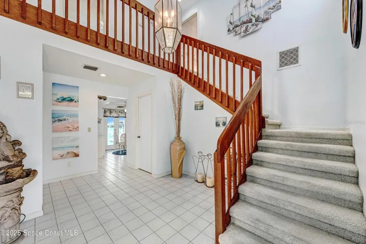 1440 Sykes Creek Dr