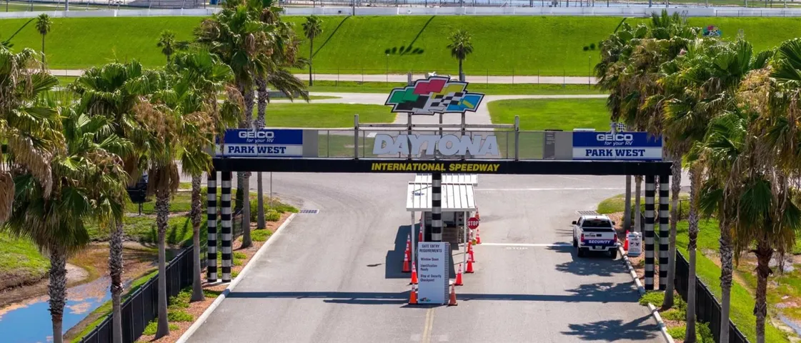 Take in the big race!