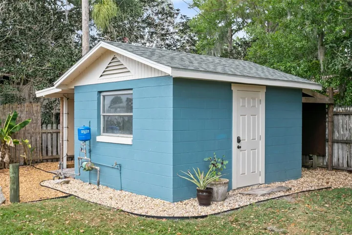 workshop/shed