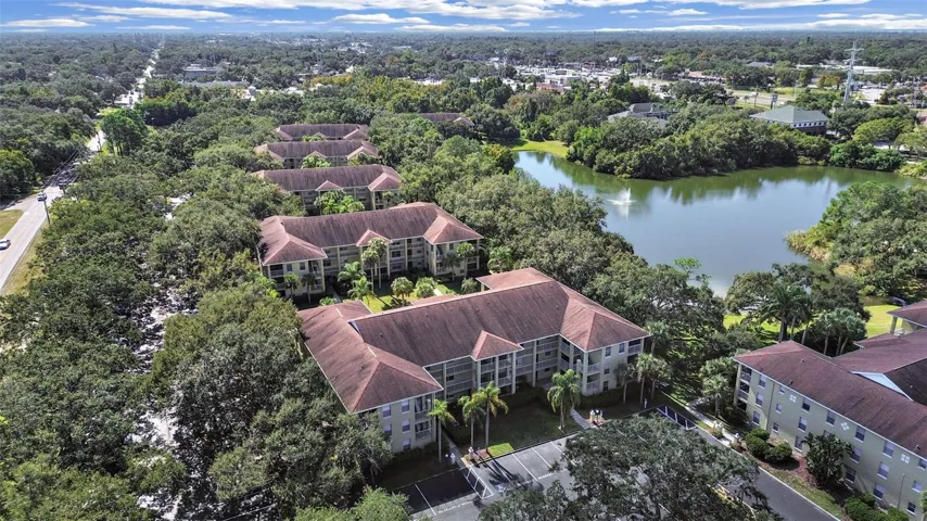 Welcome to Meadowlake Palm Harbor Condominiums!