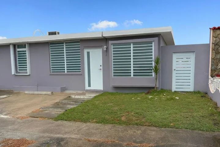 Front Apartment
