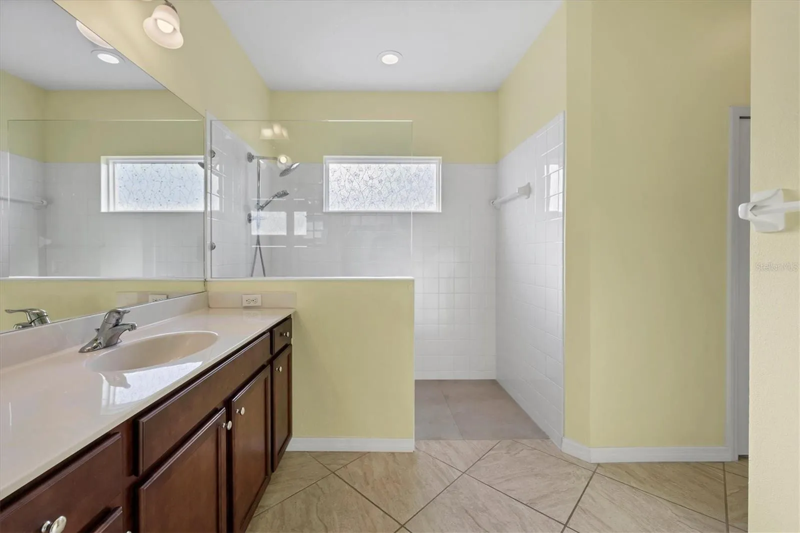 Walk In Accessable Shower
