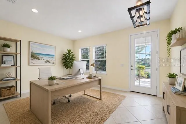 Virtually Staged as Formal Dining Rm