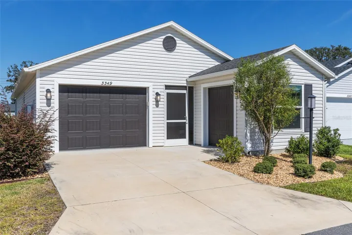 3349 Clara Ct-Village of DeLuna