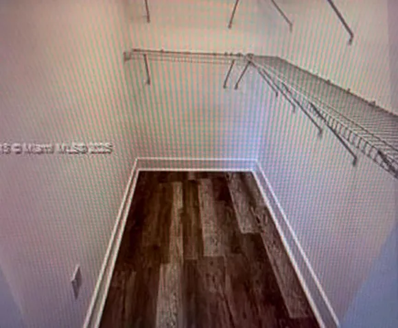 Walk in closet