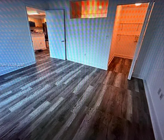 Primary Bethroom