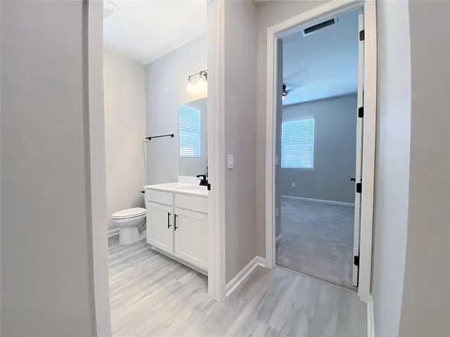 Hallway to front bedroom