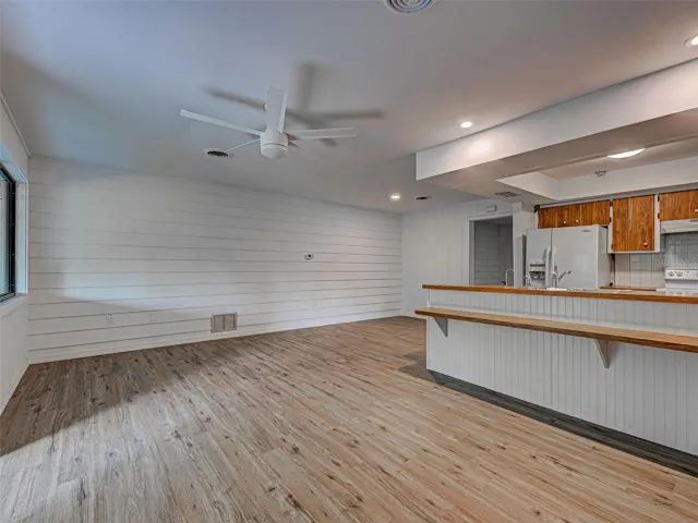 INTERIOR - OPEN TO KITCHEN