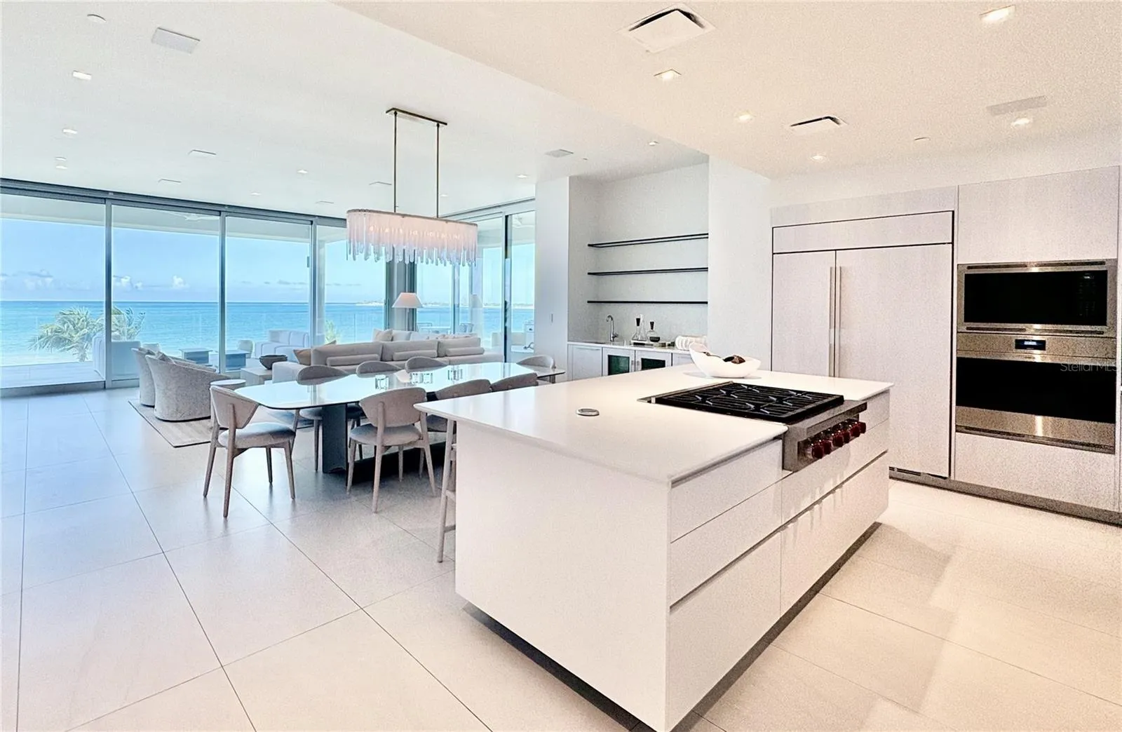 Kitchen & Dining Room