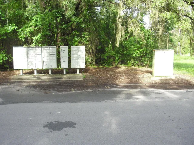 SW 175th Ct Mailboxes &amp; Phone Cable Box