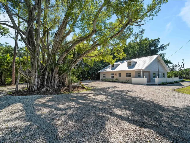 Front Yard - 1313 Driftwood Dr, North Fort Myers, FL 33903