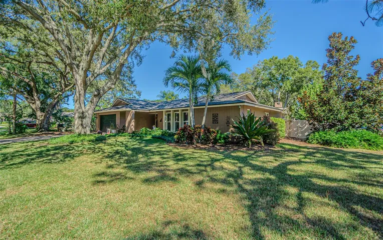 936 Highview Drive