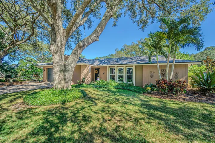 936 Highview Drive