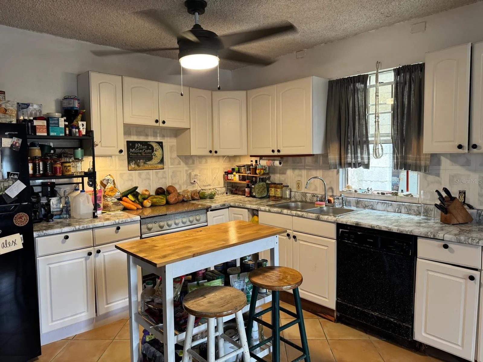Downstairs Apartment Kitchen