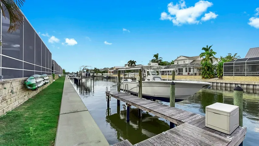 Dock