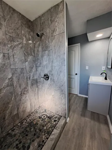 2nd bath shower