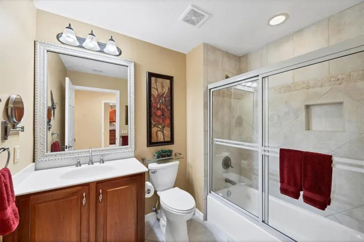 main bath with tub/shower