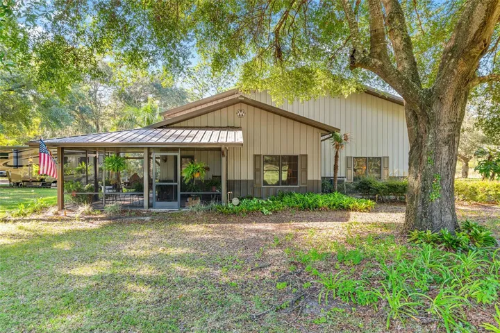 Morton Barn on 21+ Acres (two buildable parcels zoned AG)