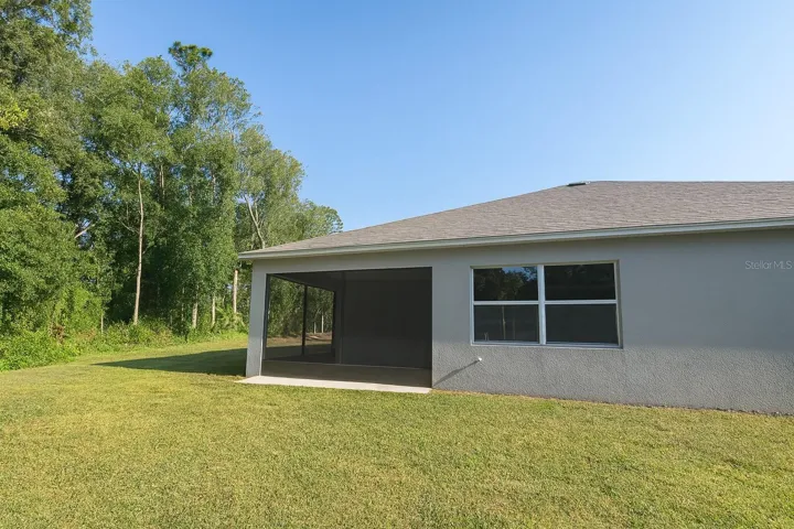 Screened in Porch