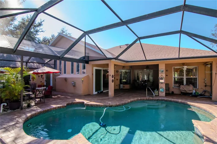 Outdoor Oasis - Complete with BOSE surround sound, plumbed for an outdoor kitchen