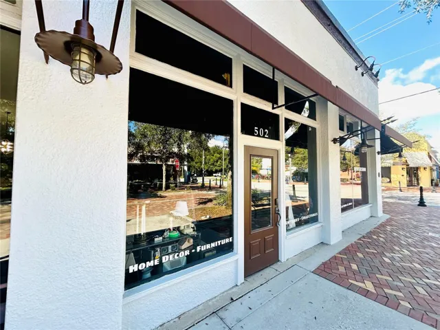 Front Entrance 502 Sanford