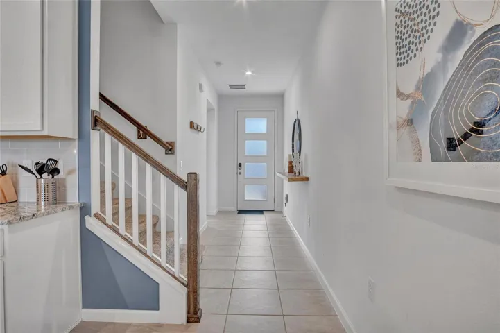 Bright, Open Foyer with Natural Light