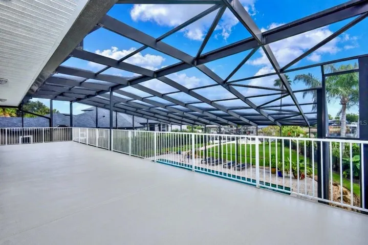 2nd floor deck