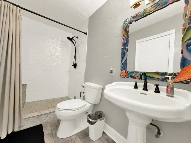 1st floor bathroom