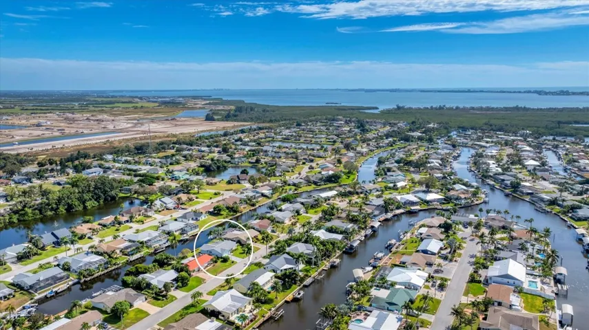 Your waterfront canal home