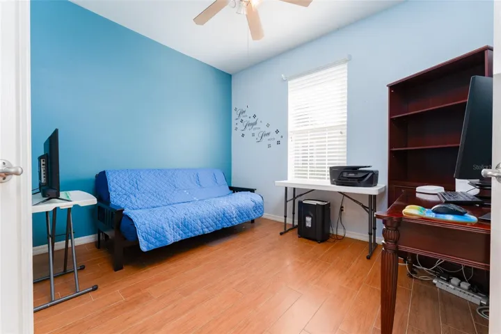 2nd bedroom