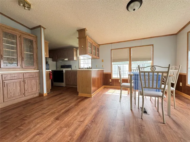 Dining room, breakfast nook & kitchen