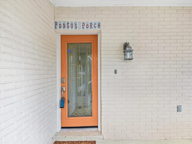 Front Screened in Door