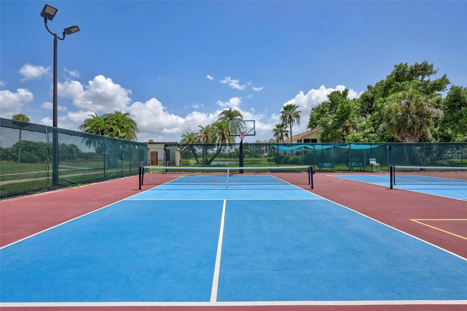Club Court