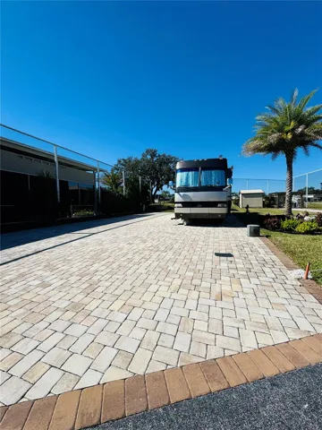 Welcome to 2738 St. George Dr.