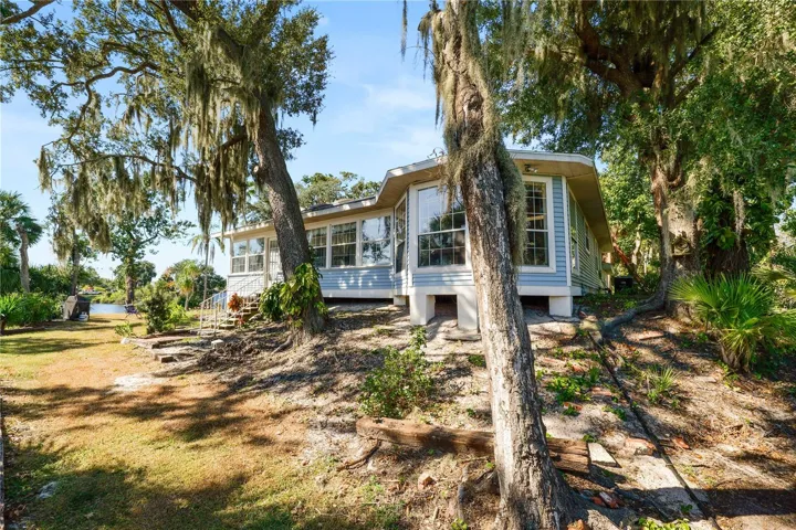 From Lake View to house
