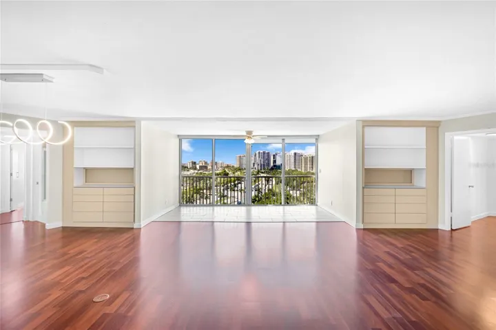 Spacious Split Floor Plan