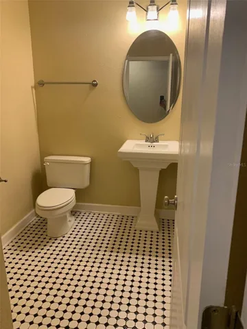 1170
