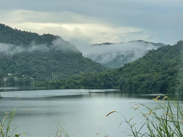 Dos Bocas Lake