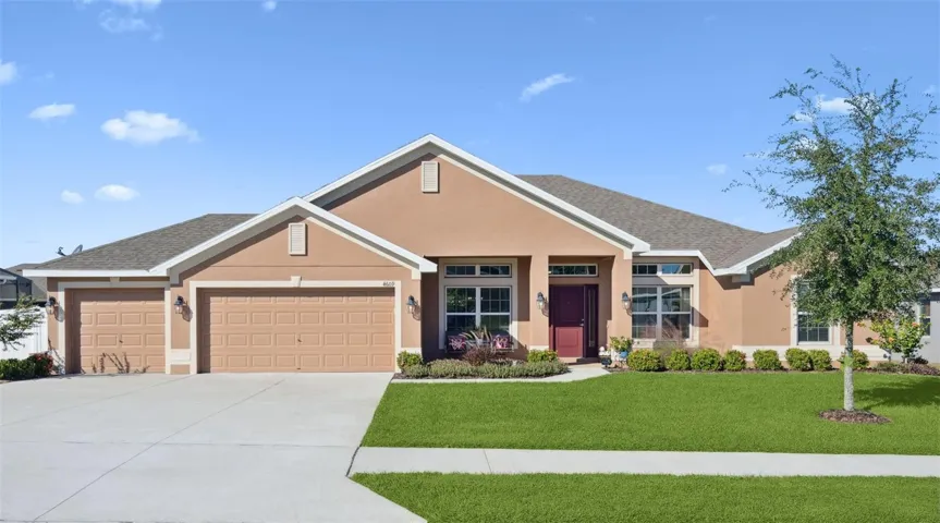 Gorgeous 4 Bedroom/ 2 Bath Pool Home