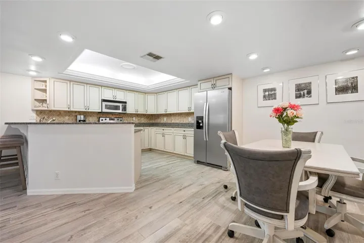 Dinette, kitchen